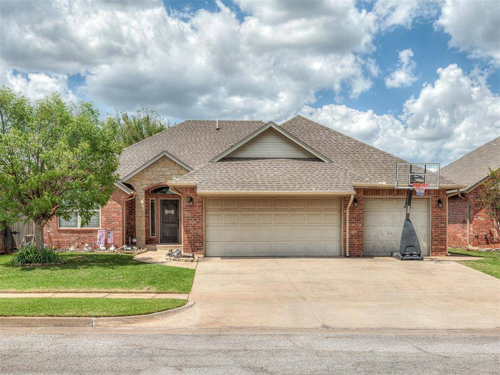 11613 SW 18th ST, Yukon, OK 73099