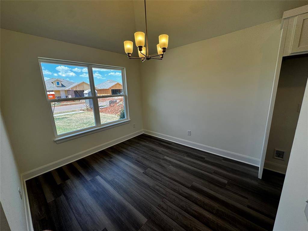 9200 Sweetwater BLVD, Oklahoma City, OK 73160