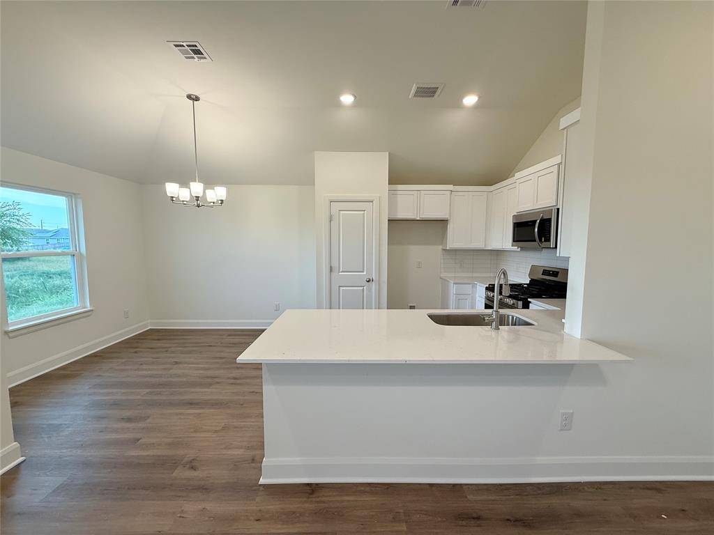 9201 Sweetwater BLVD, Oklahoma City, OK 73160
