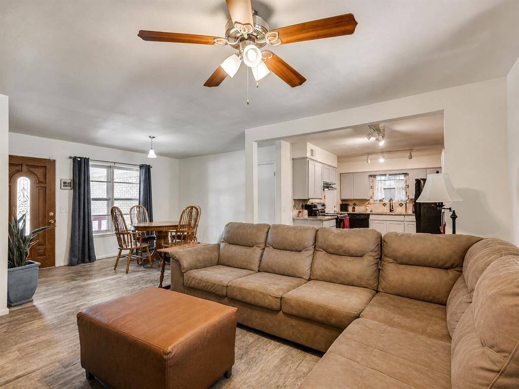 1205 SW 55th ST, Oklahoma City, OK 73109