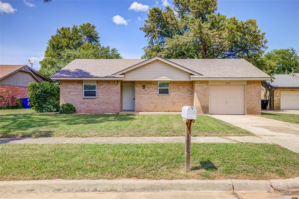 1517 Willowcliff CT, Norman, OK 73071
