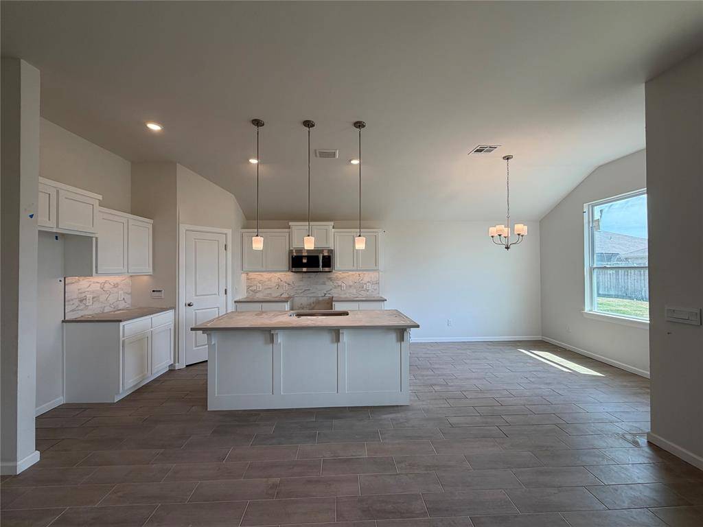 1116 Redwood Creek DR, Yukon, OK 73099