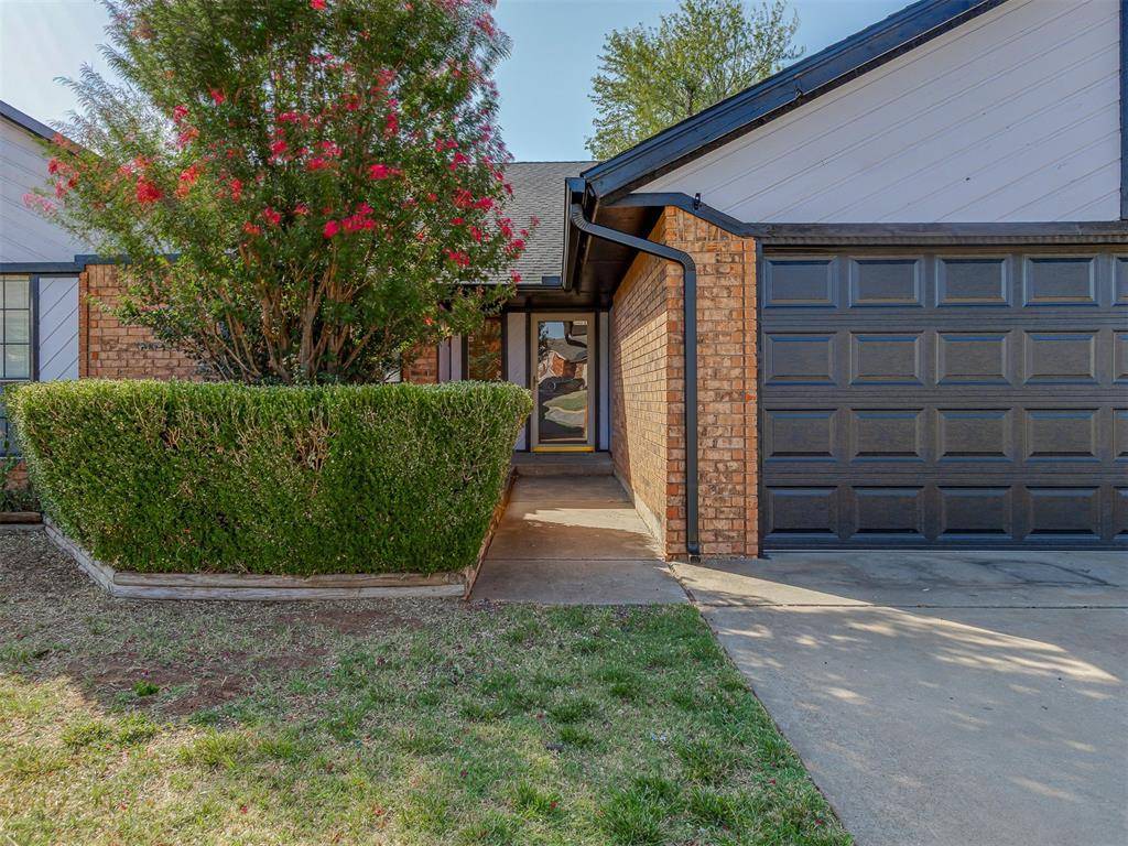720 Tumbleweed DR, Yukon, OK 73099