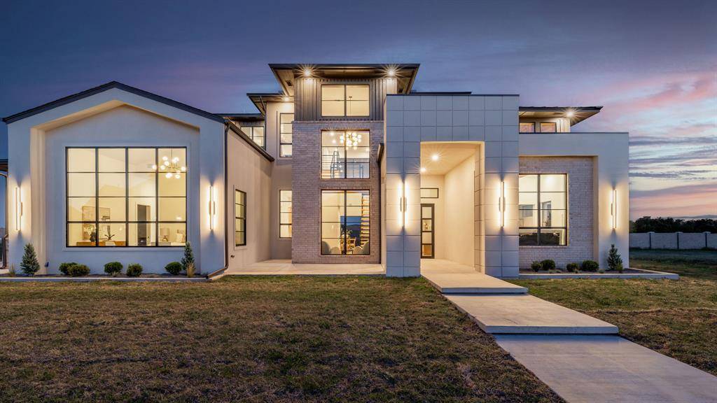 2600 Majestic WAY, Yukon, OK 73099