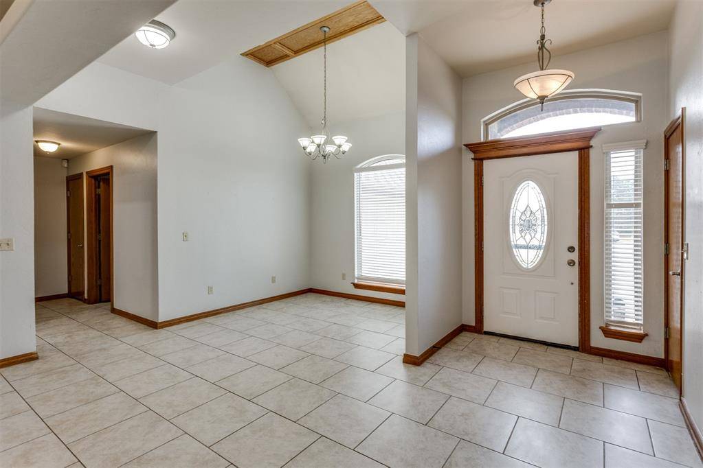 819 Rickwood CIR, Oklahoma City, OK 73160