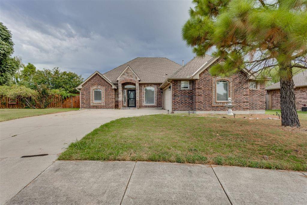 819 Rickwood CIR, Oklahoma City, OK 73160