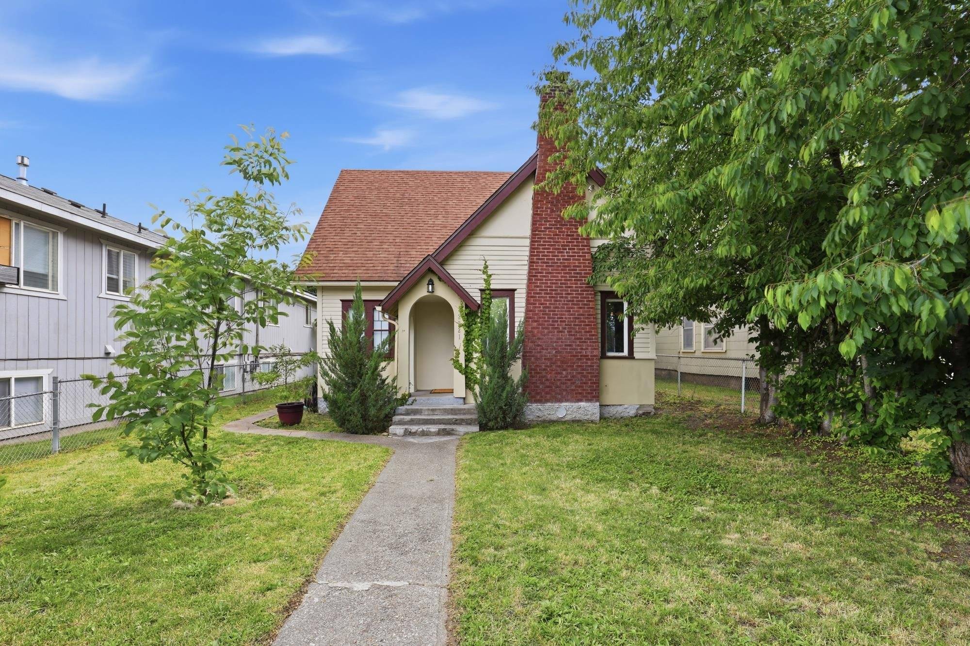 2321 W Boone Ave, Spokane, WA 99201