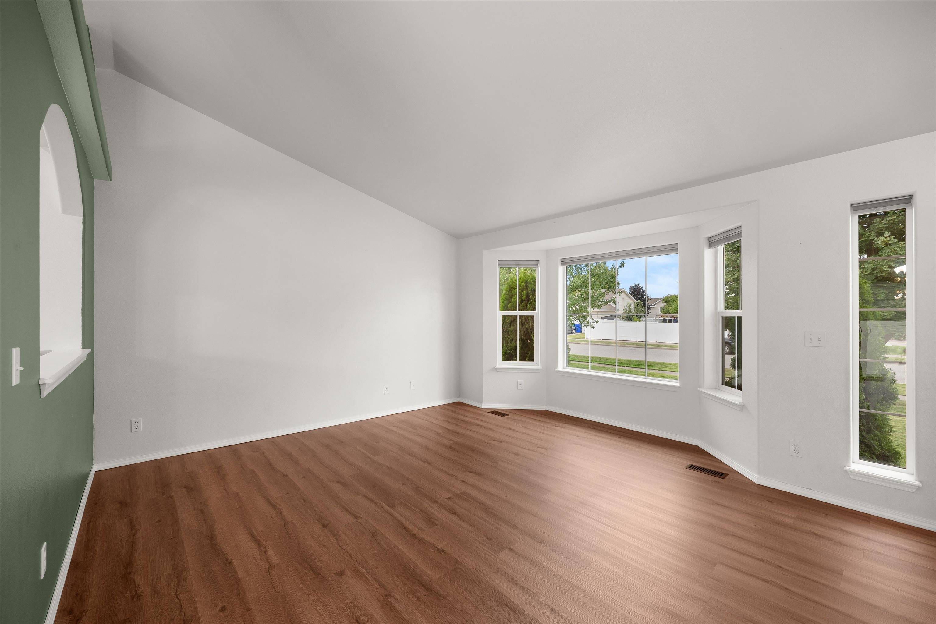 2020 N Tschirley Rd, Spokane Valley, WA 99016