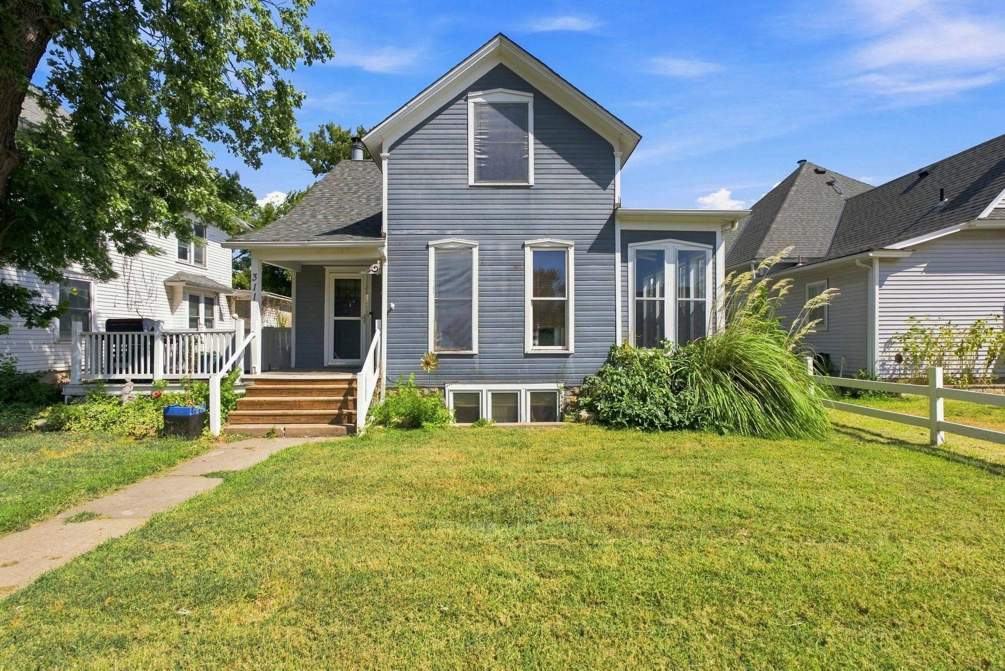 311 E 10th St, Wellington, KS 67152-4010