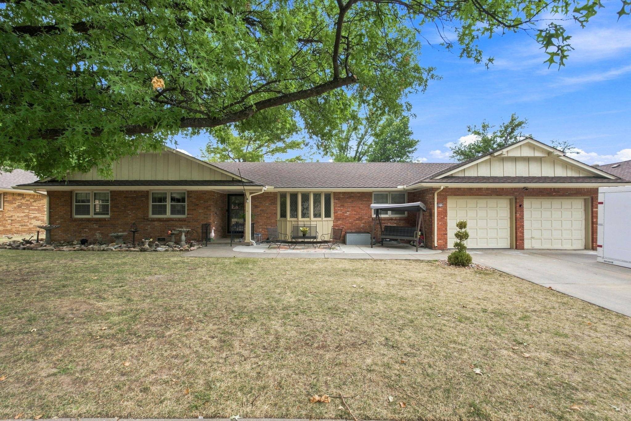 8219 E Limerick, Wichita, KS 67206