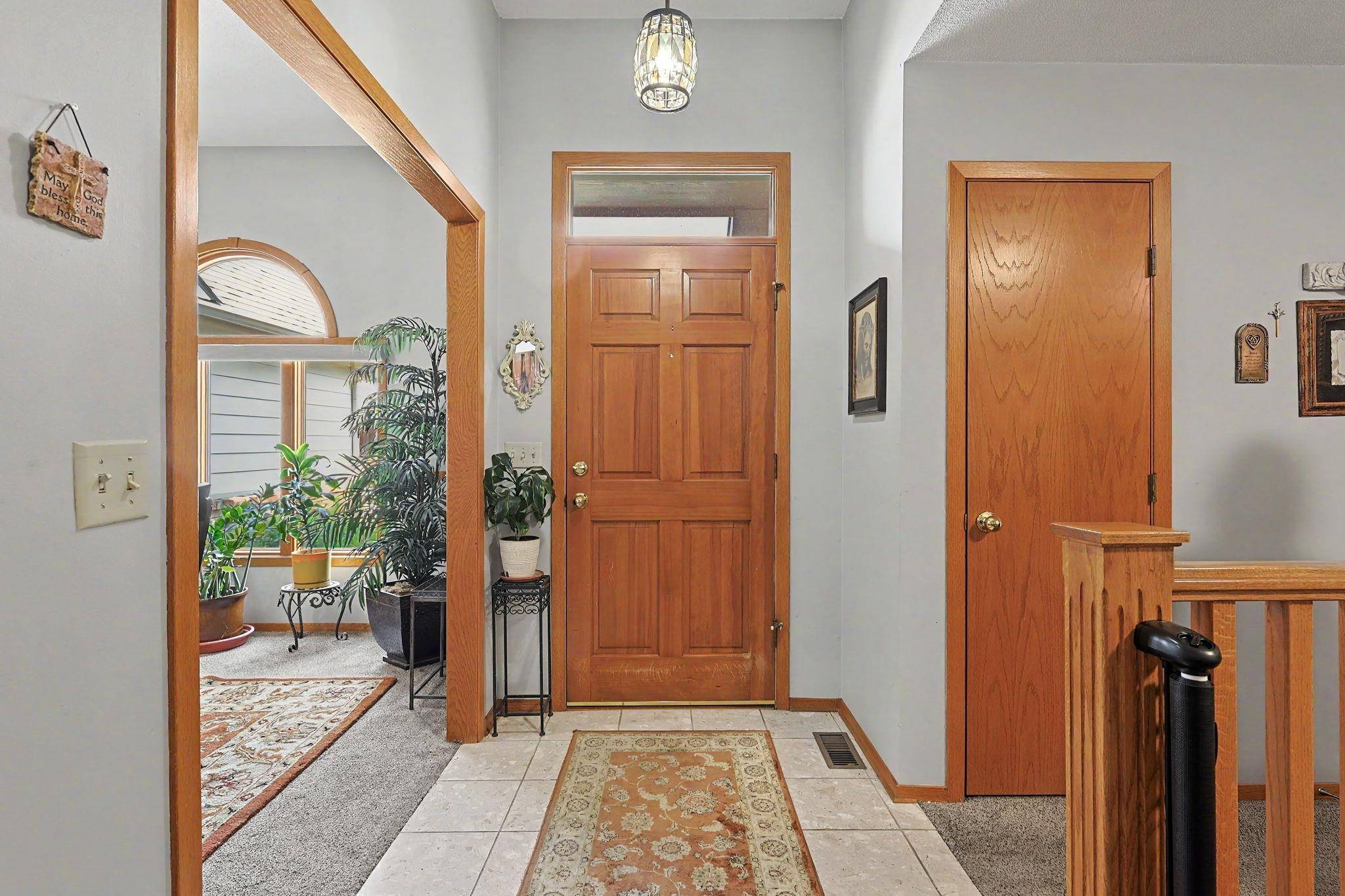 2507 N Cranbrook Ct, Wichita, KS 67226
