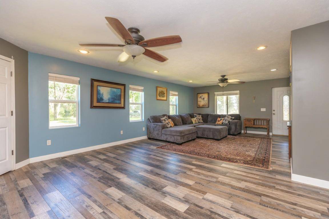 1905 Deer Rd., Abilene, KS 67410
