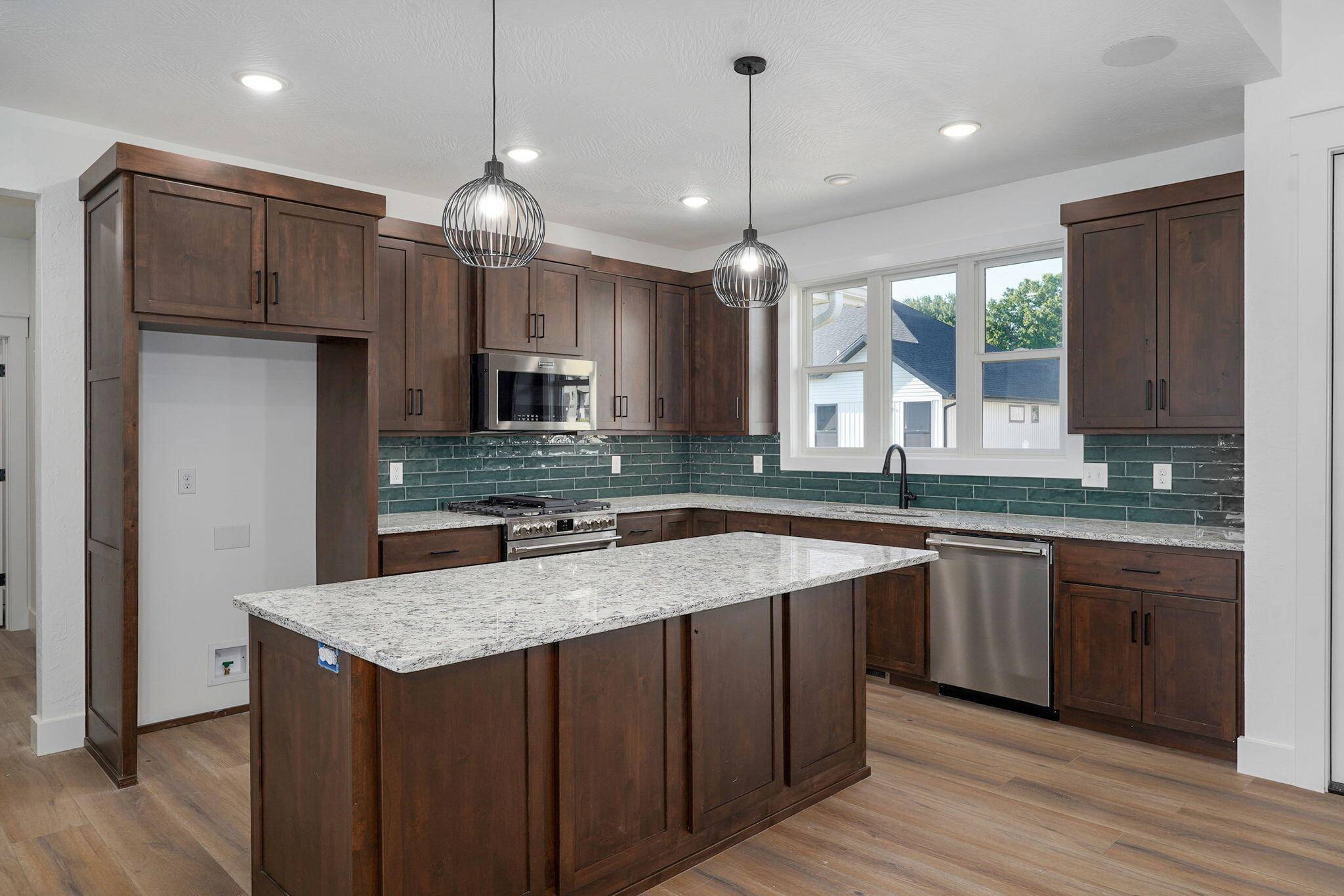 3048 W Teton DR, Springfield, MO 65810