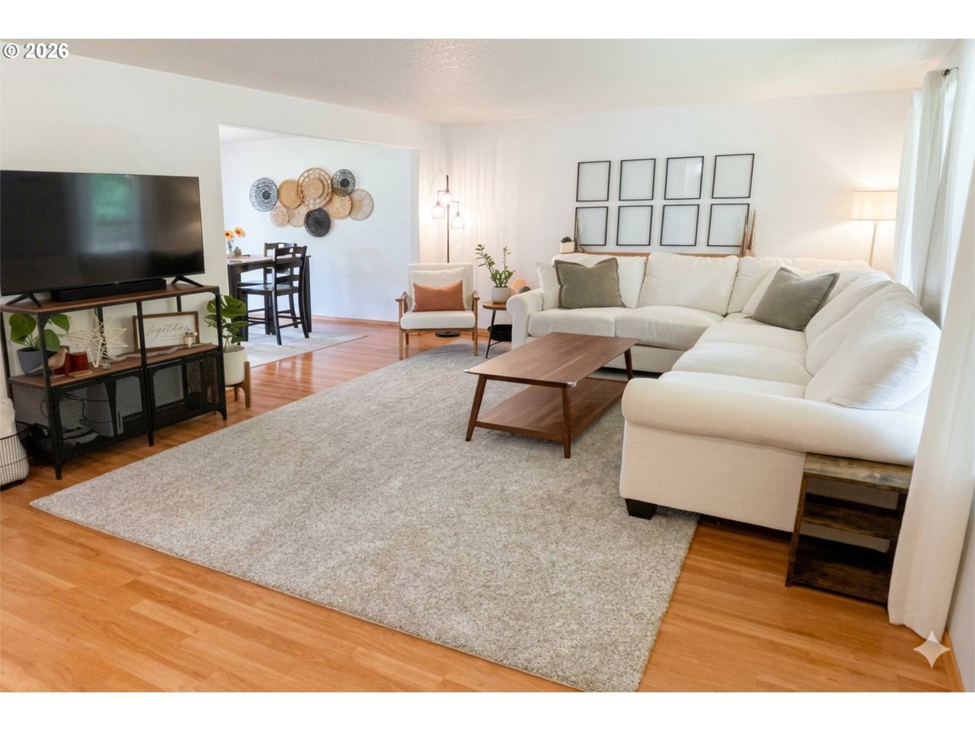 1101 E SUNSET DR, Newberg, OR 97132