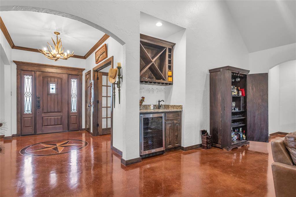 510 County Road 247, Valley View, TX 76272