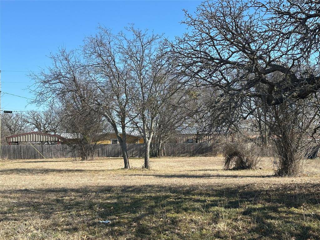 4229 N Main Street, Cleburne, TX 76058