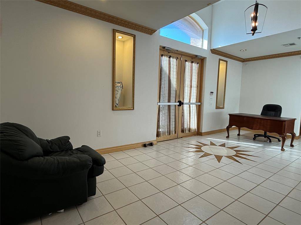 5208 Village Creek Drive #B, Plano, TX 75093