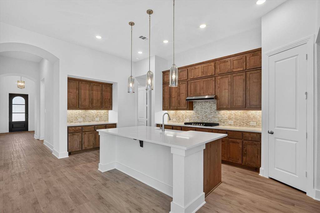 3768 Bermuda Grass Way, Midlothian, TX 76084