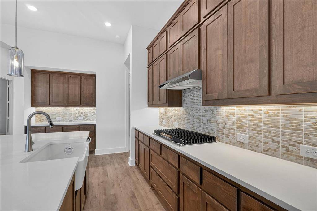 3768 Bermuda Grass Way, Midlothian, TX 76084