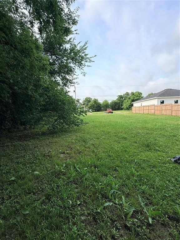 3932 Lee Street, Greenville, TX 75401