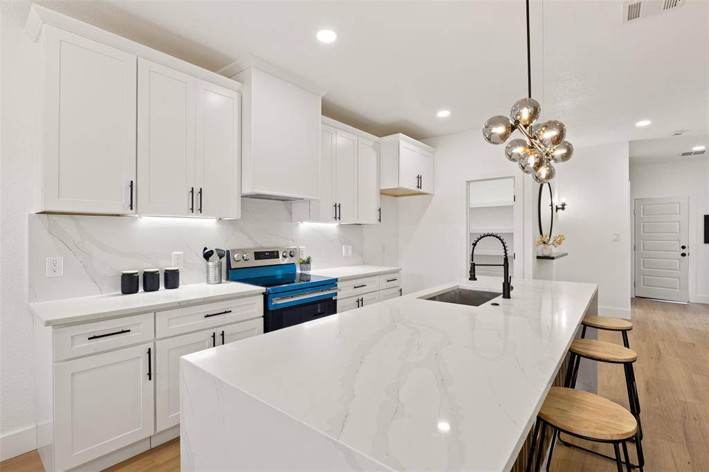 3524 Spring Avenue, Dallas, TX 75210