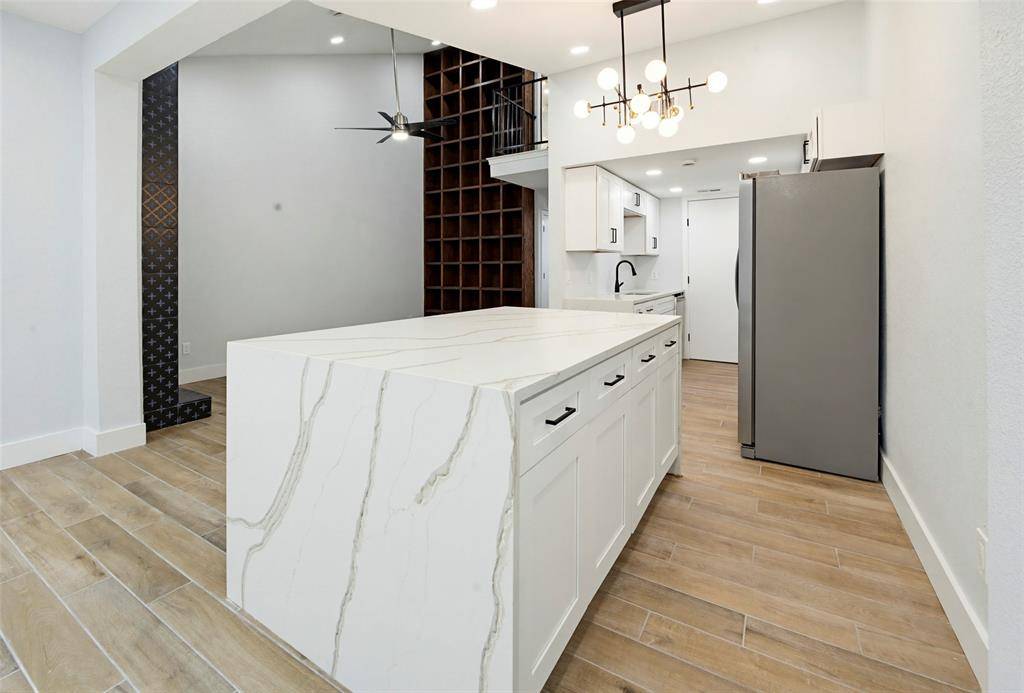 1860 Amber Lane, Carrollton, TX 75007