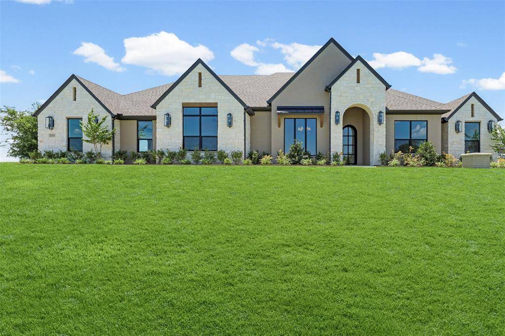 2212 Cotton Tail Way, Cresson, TX 76035