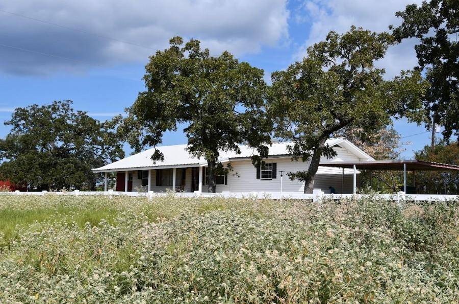 190 Private Road 408, Buffalo, TX 75831