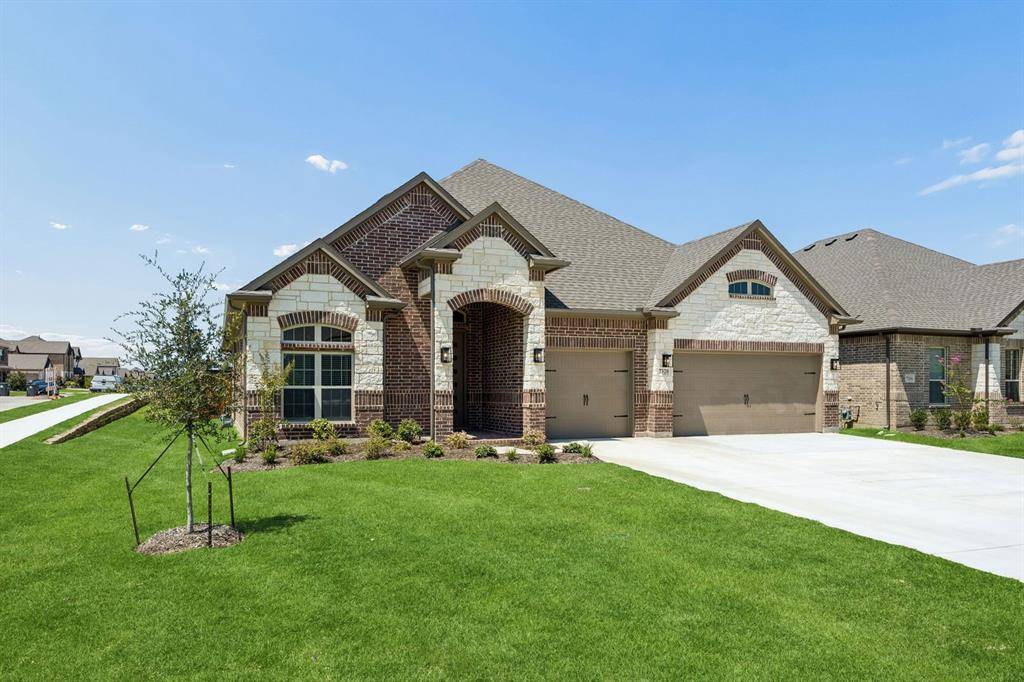 7320 Theodore Drive, Arlington, TX 76002