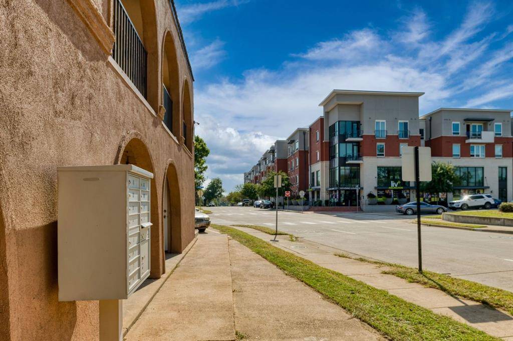 811 S Mesquite Street #02, Arlington, TX 76010