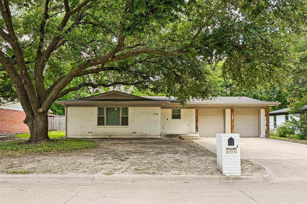 1126 Warden Street, Benbrook, TX 76126