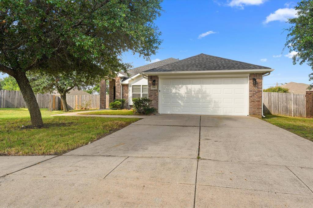 1201 Telese Court, Denton, TX 76209