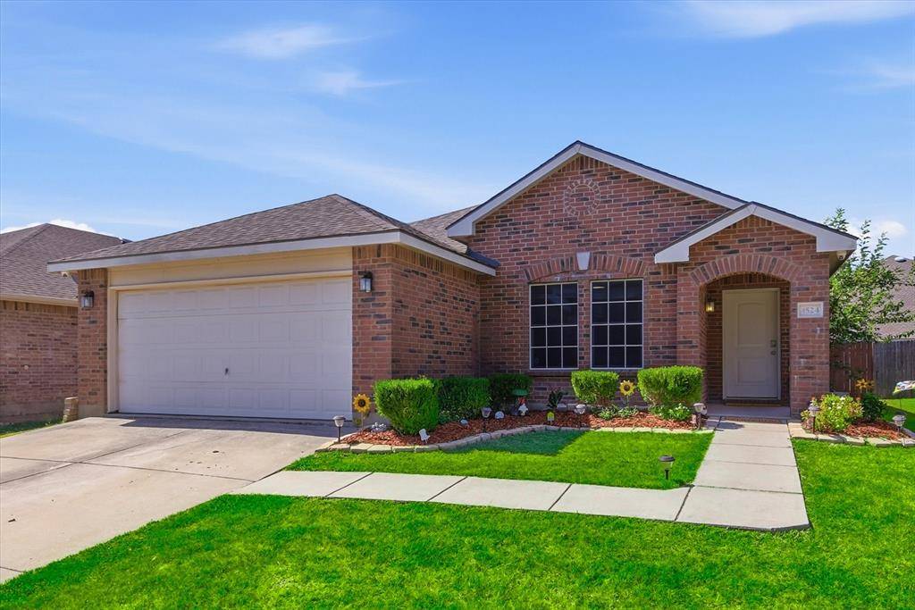 4524 Hounds Tail Lane, Fort Worth, TX 76244