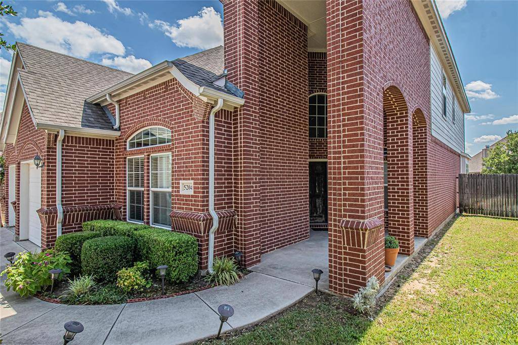 5204 Katy Rose Court, Fort Worth, TX 76126