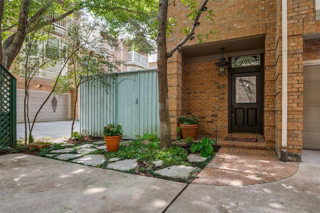 2205 Boll Street #A, Dallas, TX 75204