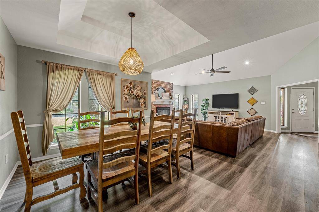 9605 Oak Springs Drive, Woodway, TX 76712