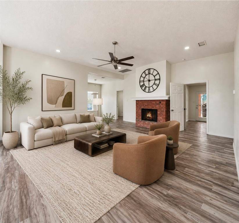 4002 Tropic Lane, Rowlett, TX 75088