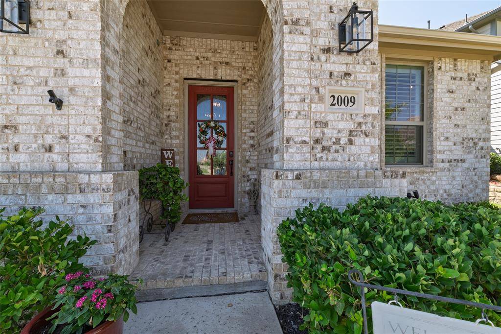 2009 Prairie Holly Lane, Fort Worth, TX 76008