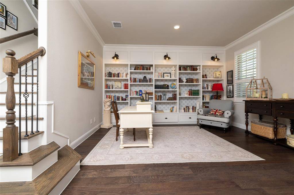 2009 Prairie Holly Lane, Fort Worth, TX 76008