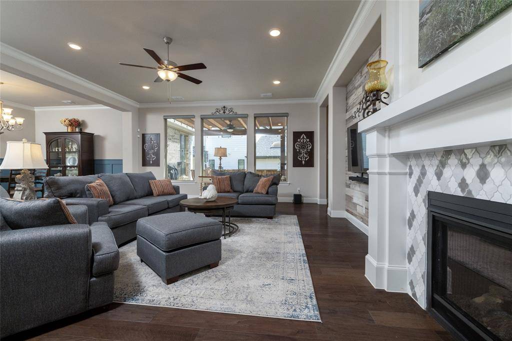 2009 Prairie Holly Lane, Fort Worth, TX 76008