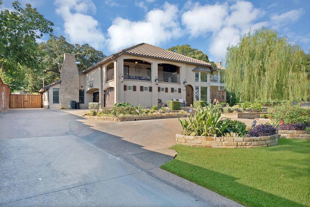 306 E Rochelle Boulevard, Irving, TX 75062