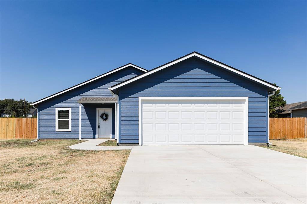 412 Susan Drive, Kennedale, TX 76060