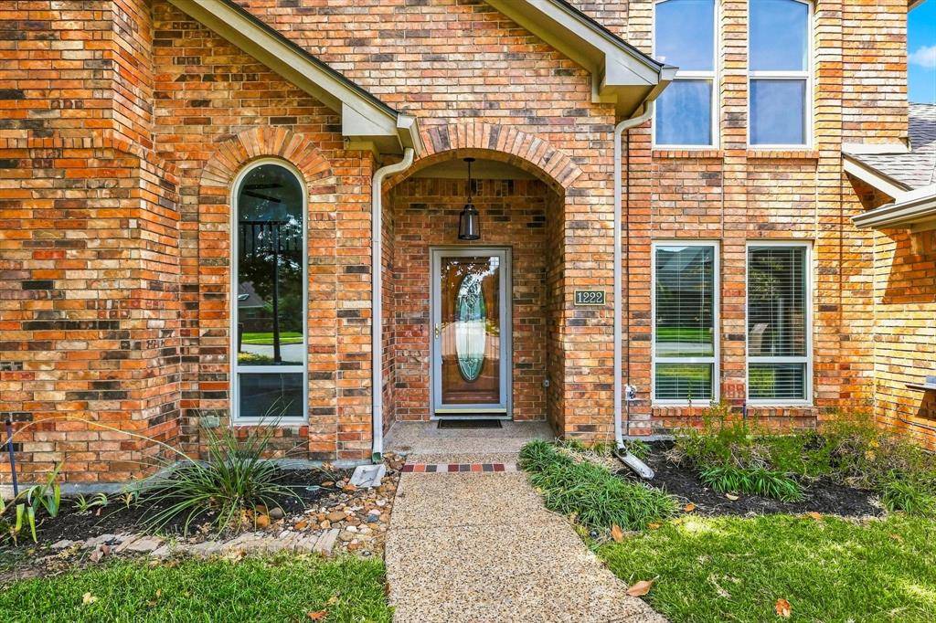 1222 Dentonshire Drive, Carrollton, TX 75007
