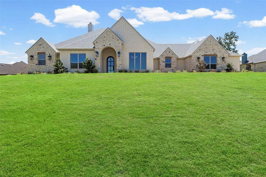 1656 Private Access 60200, Burleson, TX 76028