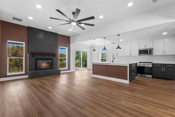 5000 Edgewater Drive, Rowlett, TX 75088