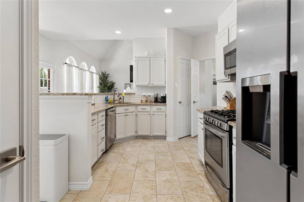 1650 Glenmore Drive, Lewisville, TX 75077