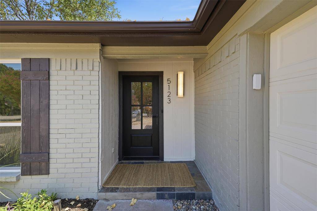5123 Fairway Circle, Granbury, TX 76049