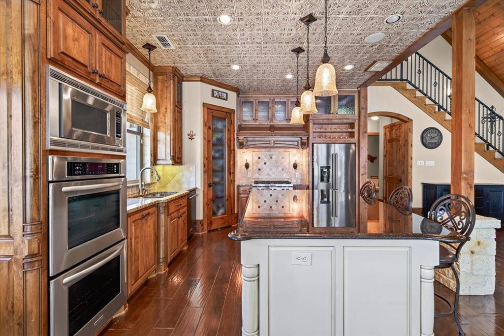 117 Arrowhead Way, Mabank, TX 75156