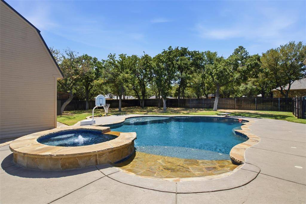 116 Timberview Drive, Graham, TX 76450
