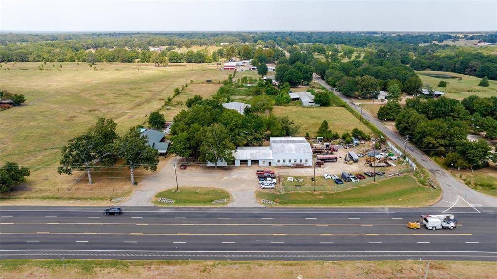 4687 E Highway 82, Paris, TX 75462